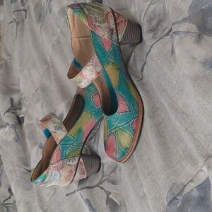 Blue Multi Floral Mary Jane Heels with Block Heel